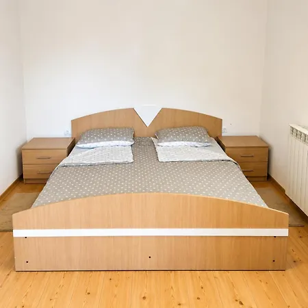 Apartma Zora شقة بوويتش